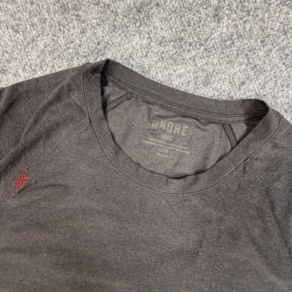 Rhone Reign Short Sleeve Training T-Shirt Mens Medium Gray Heather 0856